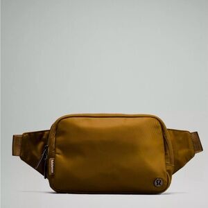 Everywhere Belt Bag Large 2L NWT Burnt Caramel